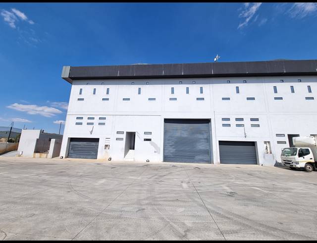 1,260M² WAREHOUSE TO LET IN ORMONDE